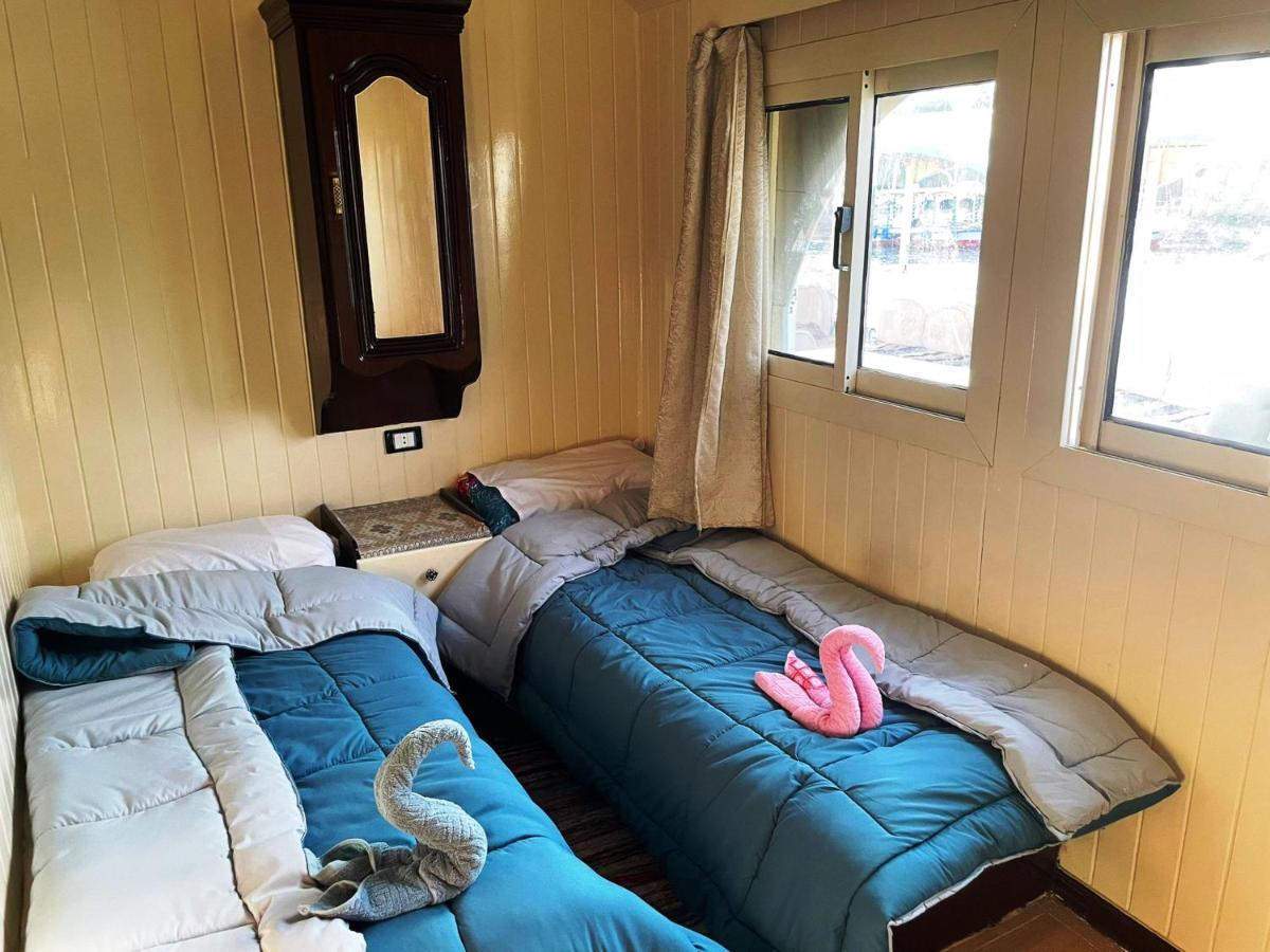 לוקסור Floating Hotel- Happy Nile Boat מראה חיצוני תמונה